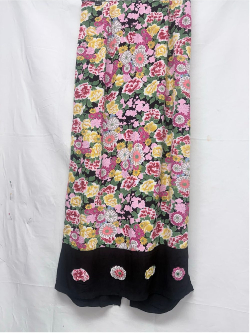 Women's Vintage Key Lime Pie Floral Midi Skirt Size S Black Multi-color
